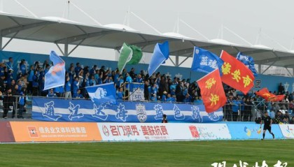 虎扑NBA-南通海安首个标准化专业足球场启用，足球赛事点燃城市活力